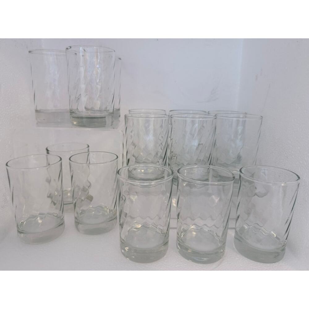 Retro Swirl Clear Glass Juice Glasses Set 15 Brunch Cocktail Wine Tasting Party